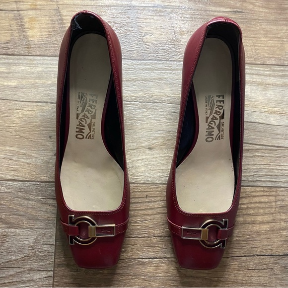 Ferragamo Mahogany Burgundy Red 4cm Block Heel Buckle RARE VINTAGE Leather Pumps - Picture 3 of 10